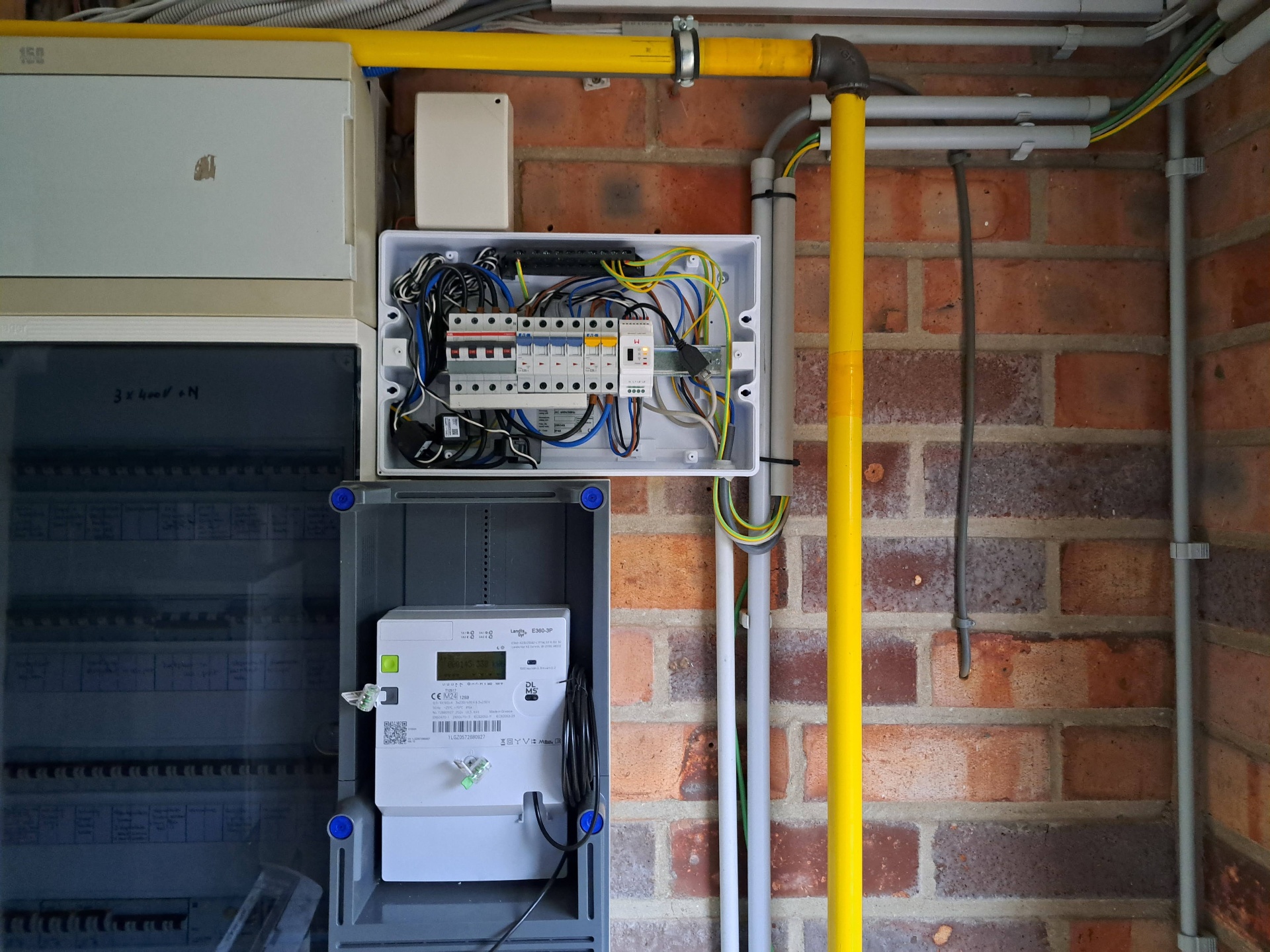 Elektrische zekeringkast en installatie